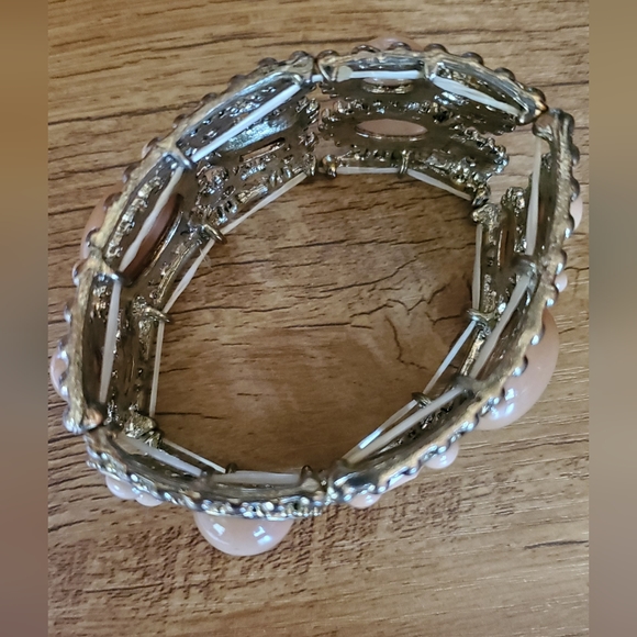 Antique Boho gold tone caramel beaded cuff stretch bracelet - Picture 2 of 5